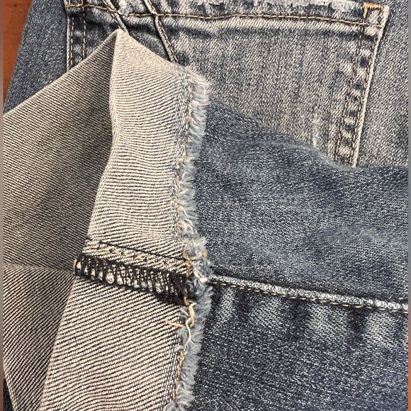 KUT FROM THE KLOTH Denim Boyfriend Shorts - Picture 11 of 13